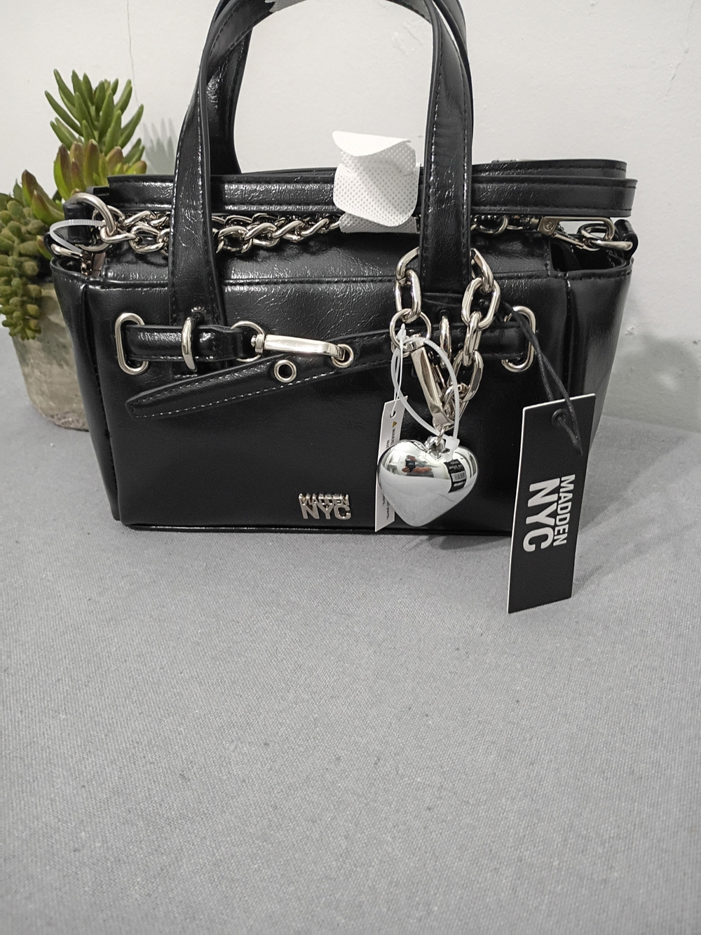 Madden NYC Black Chain-Accent Crossbody Satchel - Picture 4 of 6